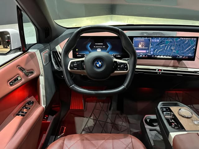 BMW IX XDRIVE50 SPORT - Imagem 5
