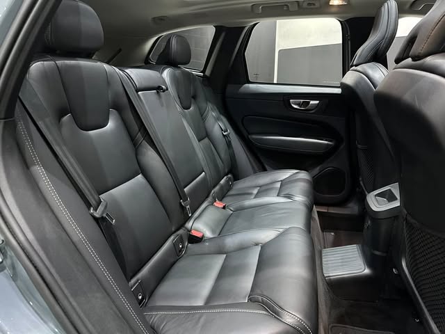 VOLVO XC60 T8 RECHARGE INSCRIPITION - Imagem 7