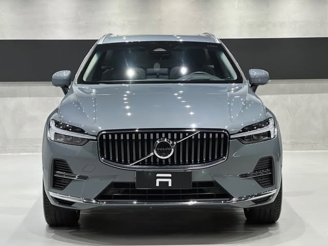 VOLVO XC60 T8 RECHARGE INSCRIPITION - Imagem 10