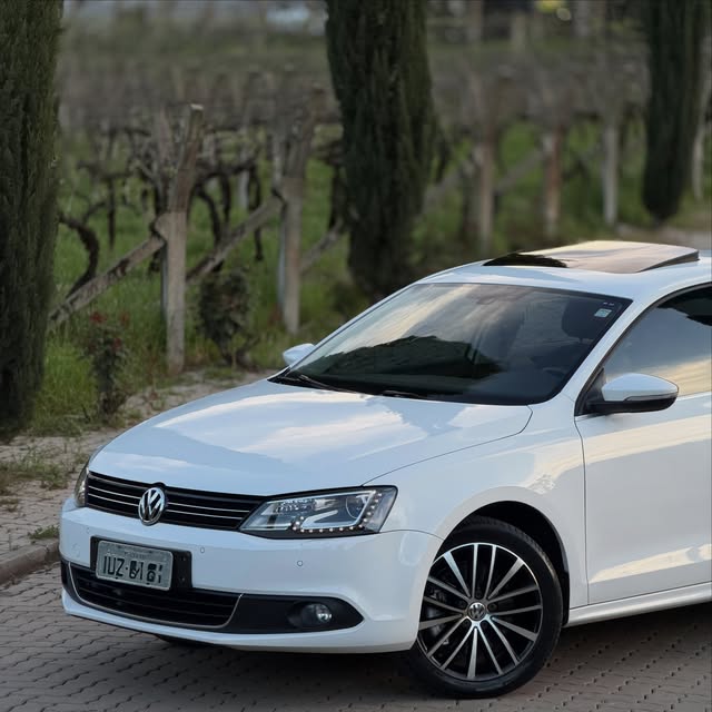 VOLKSWAGEN JETTA TSI - Imagem 2