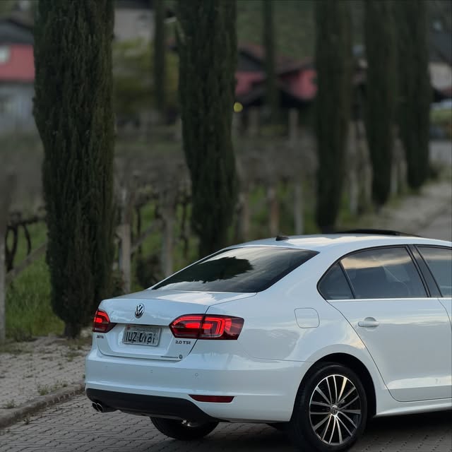 VOLKSWAGEN JETTA TSI - Imagem 13