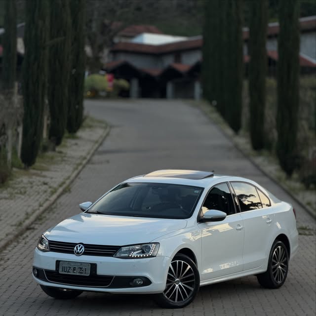 VOLKSWAGEN JETTA TSI - Imagem 3