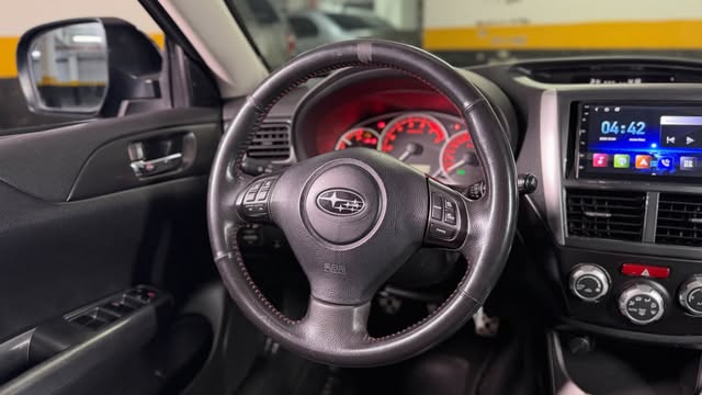 SUBARU IMPREZA WRX - Imagem 9