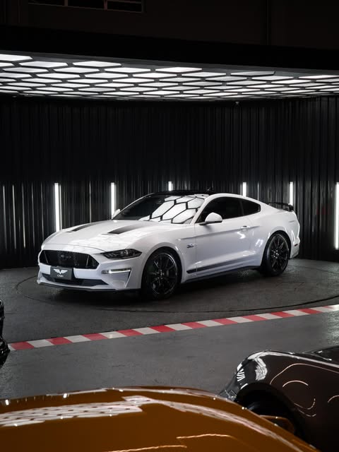 FORD MUSTANG - Imagem 11