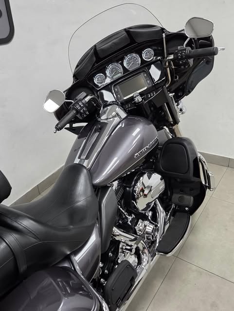 HARLEY-DAVIDSON ELECTRA GLIDE ULTRA LIMITED - Imagem 5