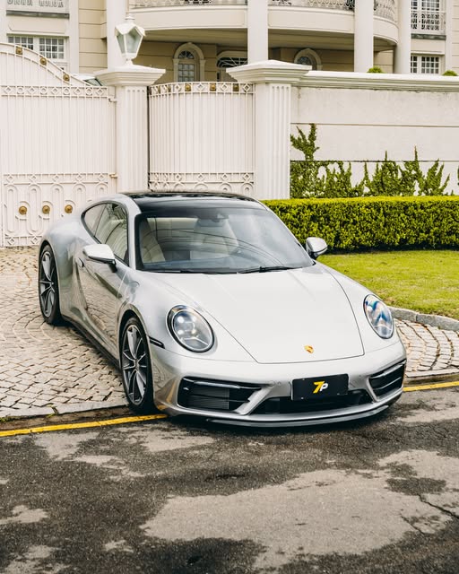 PORSCHE 911 CARRERA - Imagem 7