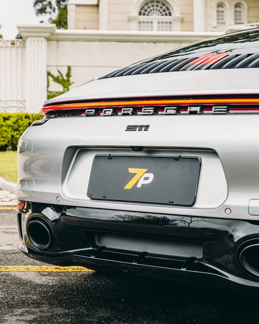 PORSCHE 911 CARRERA - Imagem 9