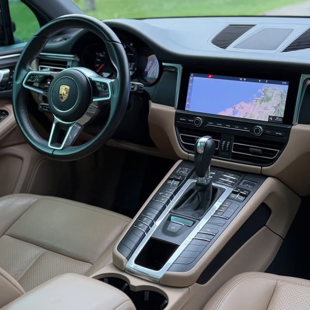 PORSCHE MACAN - Imagem 6