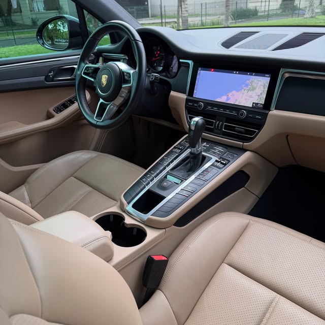 PORSCHE MACAN - Imagem 7