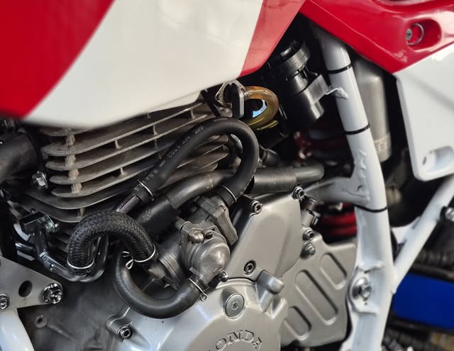 HONDA XR 650 L - Imagem 17