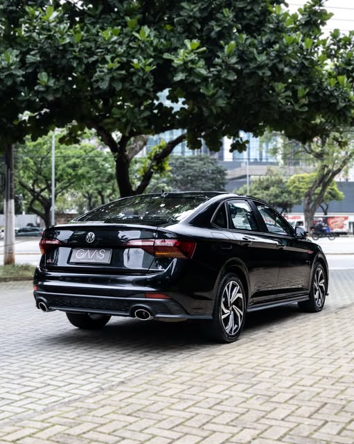 VOLKSWAGEN JETTA GLI - Imagem 4