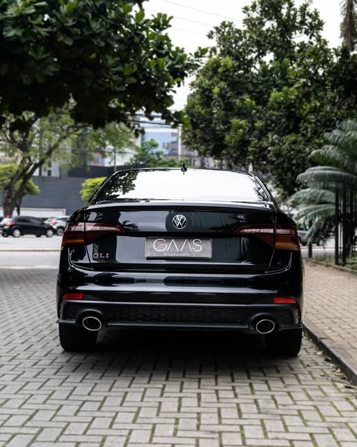 VOLKSWAGEN JETTA GLI - Imagem 5