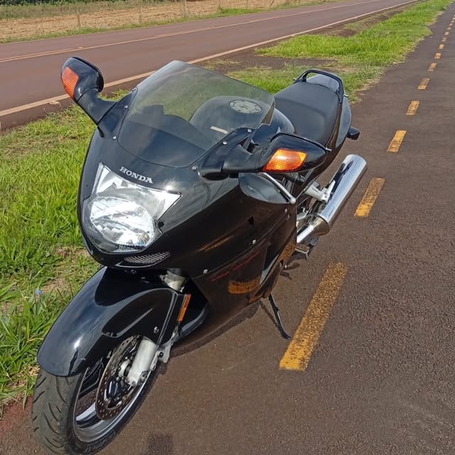 HONDA CBR 1100 XX SUPER BLACKBIRD - Imagem 2
