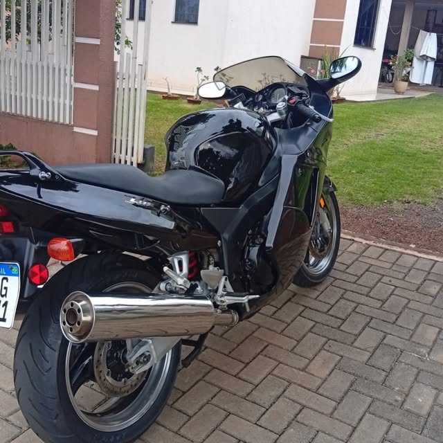 HONDA CBR 1100 XX SUPER BLACKBIRD - Imagem 3