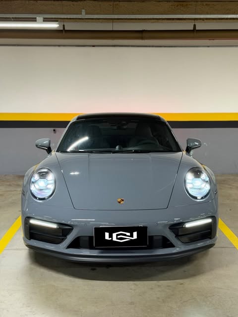 PORSCHE 911 CARRERA 4 GTS - Imagem 2