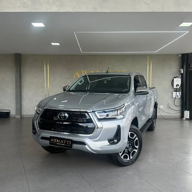 TOYOTA HILUX SRX - Imagem 3