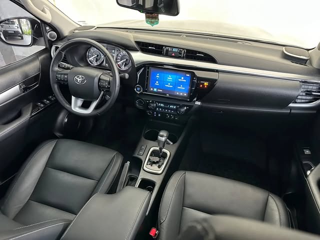 TOYOTA HILUX SRX - Imagem 8