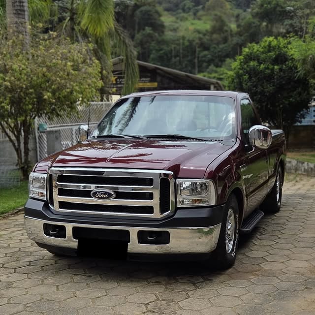 FORD F-250 XLT-L - Imagem 2