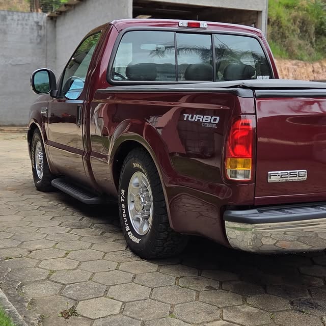 FORD F-250 XLT-L - Imagem 7