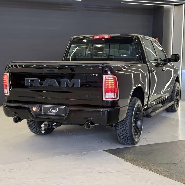 RAM CLASSIC LARAMIE - Imagem 6