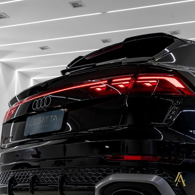 AUDI RS Q8 PERFORMANCE - Imagem 16