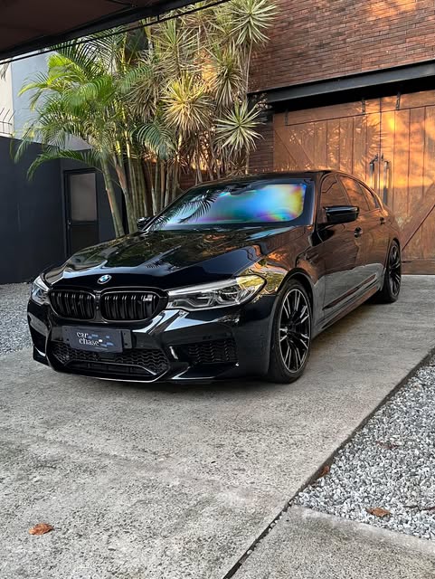 BMW M5 - Imagem 2