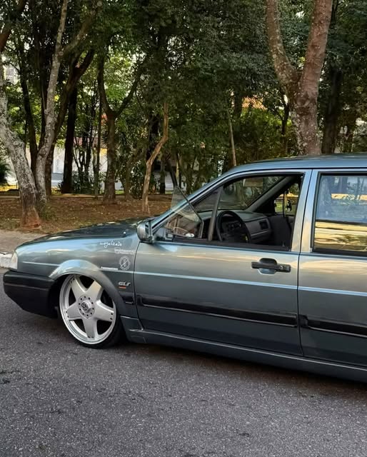 VOLKSWAGEN SANTANA GLS - Imagem 9