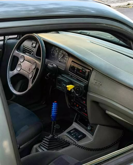 VOLKSWAGEN SANTANA GLS - Imagem 10