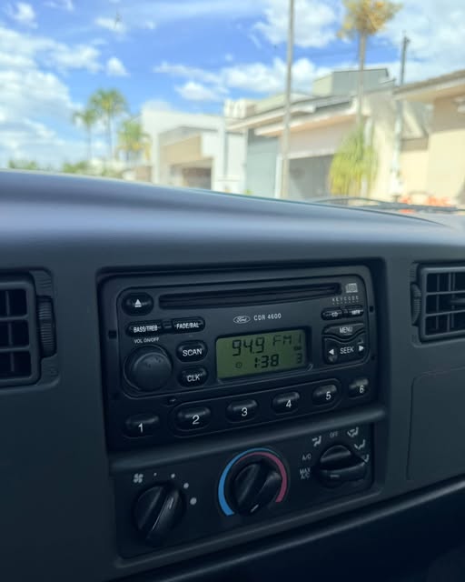 FORD F-250 XL-L - Imagem 10