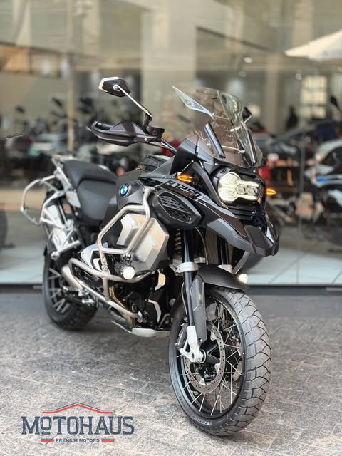 BMW R 1250 GS ADVENTURE TRIPLE BLACK OPTION 719 - Imagem 1