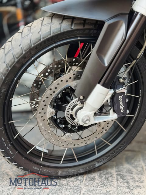 BMW R 1250 GS ADVENTURE TRIPLE BLACK OPTION 719 - Imagem 15