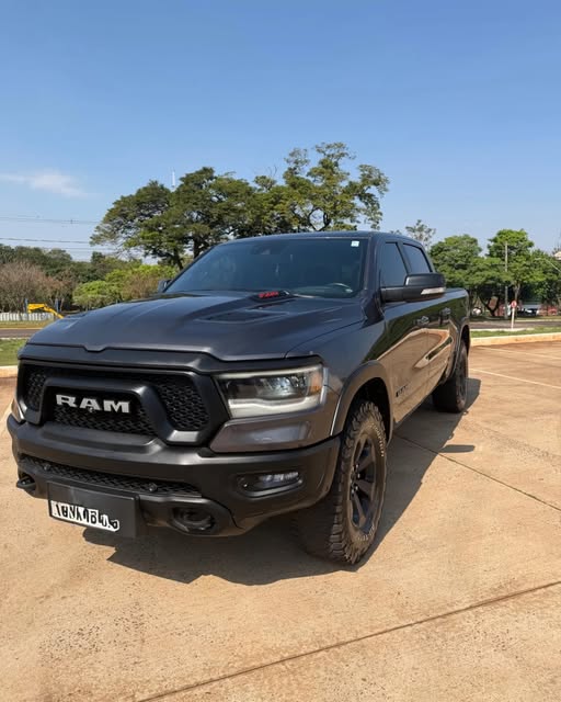DODGE RAM 1500 REBEL - Imagem 1