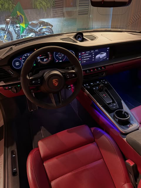 PORSCHE 911 TURBO - Imagem 11