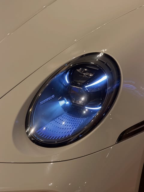 PORSCHE 911 TURBO - Imagem 18