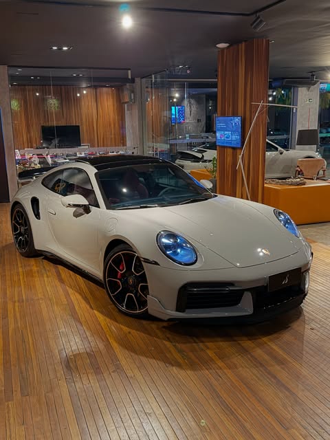 PORSCHE 911 TURBO - Imagem 3