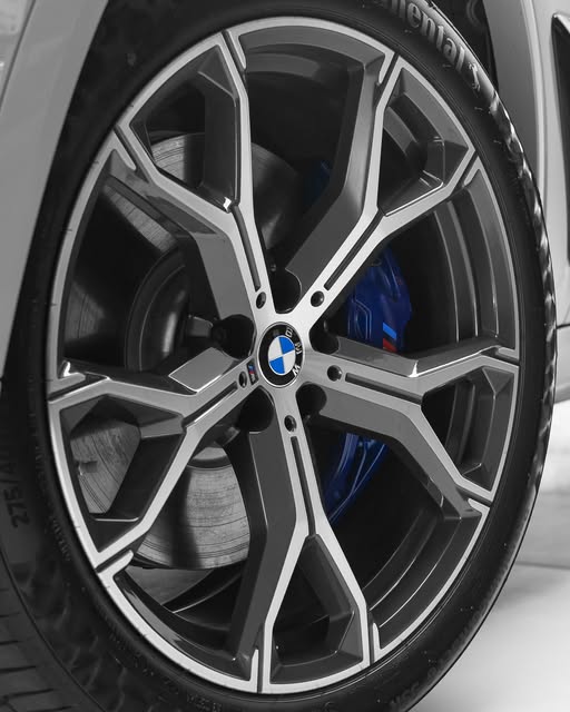 BMW X5 50E M SPORT - Imagem 6