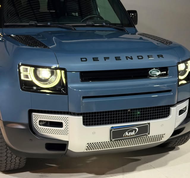 LAND ROVER DEFENDER P300 90 SE - Imagem 3