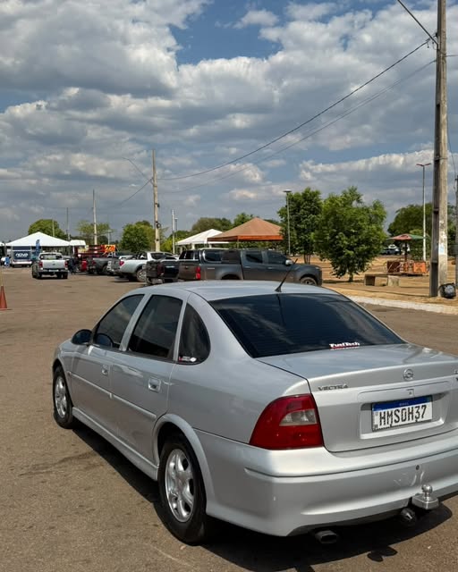 GM VECTRA MILLENIUN - Imagem 4