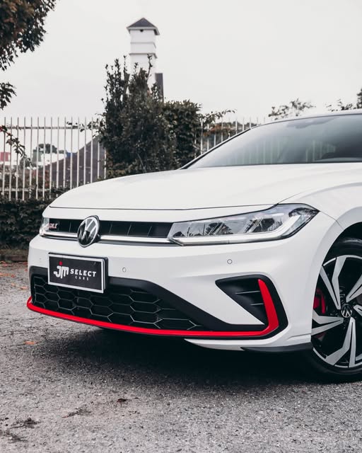 VOLKSWAGEN JETTA GLI - Imagem 10