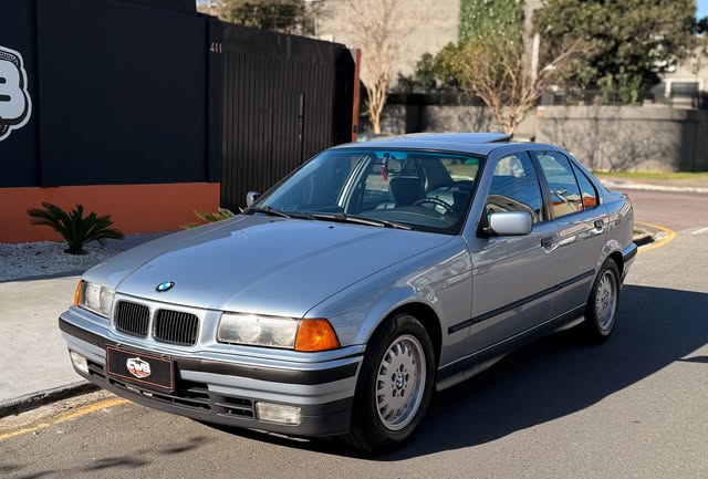 BMW 325I - Imagem 3