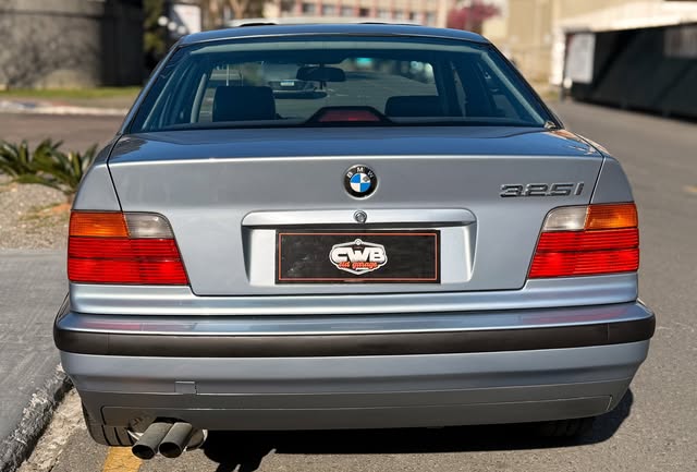 BMW 325I - Imagem 7