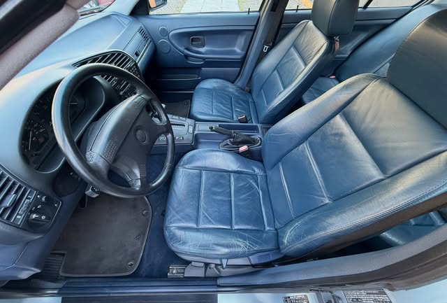 BMW 325I - Imagem 9