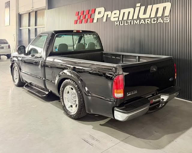 FORD F-250 XLT-L - Imagem 6