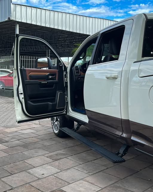 DODGE RAM 3500 LONGHORN LIMITED - Imagem 5