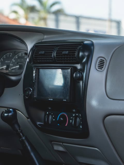FORD RANGER XL 4.0 V6 - Imagem 16