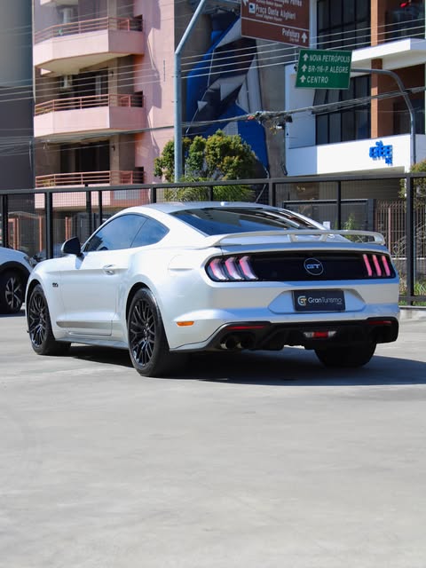 FORD MUSTANG GT - Imagem 2