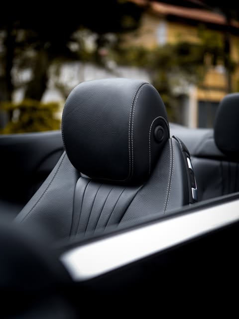 MERCEDES-BENZ E 300 - Imagem 20