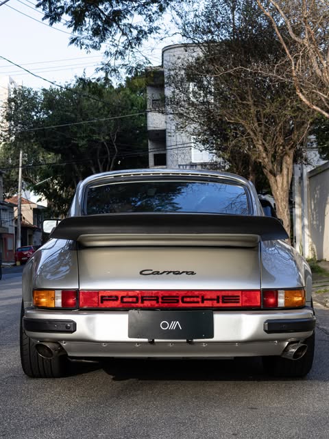 PORSCHE 911 CARRERA 3.2 - Imagem 9