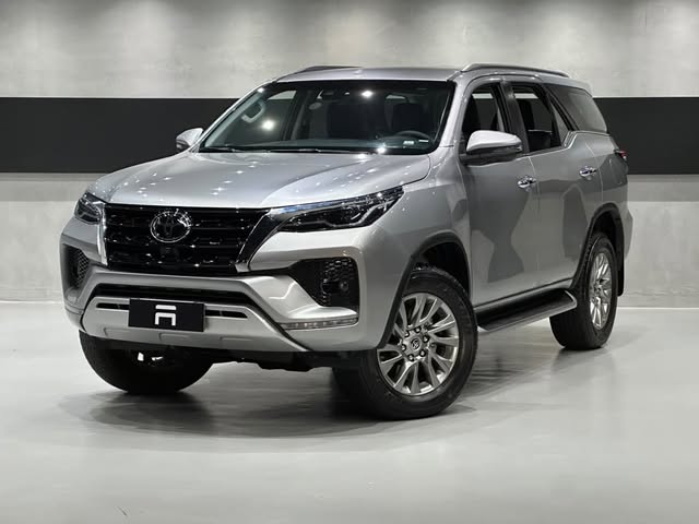 TOYOTA HILUX SW4 SRX - Imagem 2