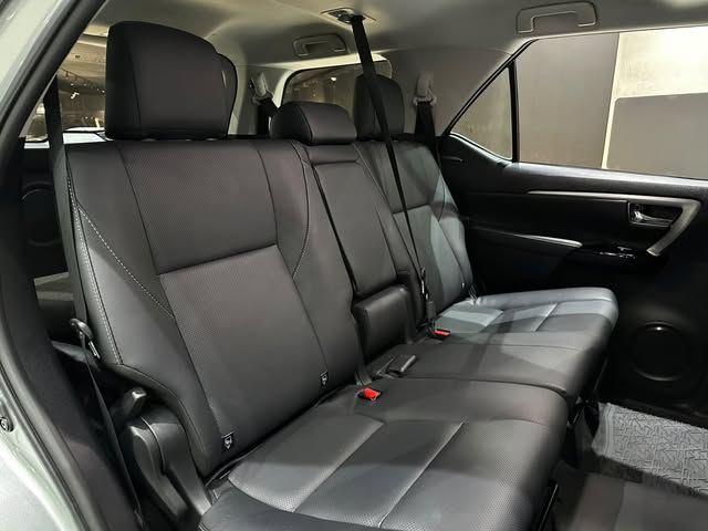 TOYOTA HILUX SW4 SRX - Imagem 8